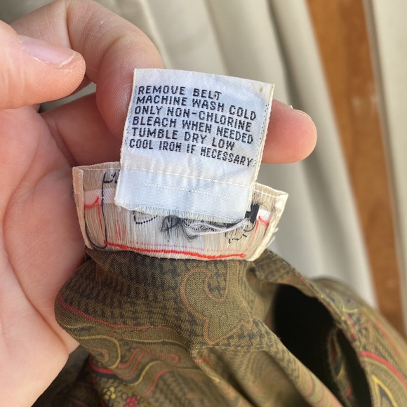 Vintage Talbots Long Sleeved Houndstooth and Paisley Dress (Size 6P) - Picture 11 of 12